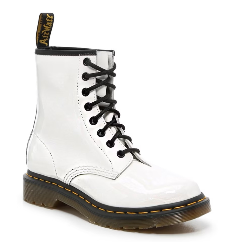 Brand new Dr. Martens 1460 Boots in Patent White Leather - size 7